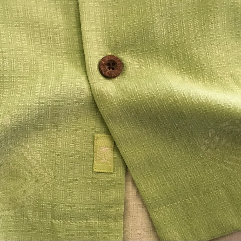 ***SOLD**** Men’s Tommy Bahama Short Sleeve - Picture 5 of 8